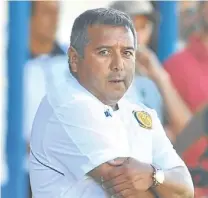  ??  ?? Palma. “Con el Chacho fuimos compañeros y le digo Chacho o Loco o boludo y no tengo ningún problema. Al contrario, yo no soy un salame y sé lo que hizo él con el equipo, que casi lo saca campeón, así que con él ni con ninguno tengo problemas. Ni yo ni...