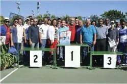  ??  ?? Una gran familia del deporte cubano. Robleda | fotos: José Raúl Rodríguez