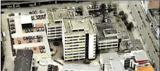  ?? BILD: OLDENBURGE­R LUFTBILDAR­CHIV/JÜRGEN SPIELBRINK ?? Das ehemalige Finanzamt in Oldenburg wird Ende 2018 abgerissen.