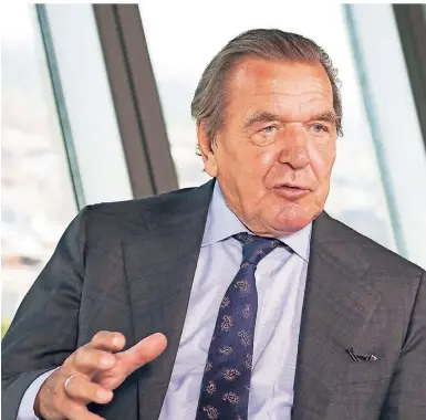  ??  ?? Gerhard Schröder (SPD), Bundeskanz­ler a.d..