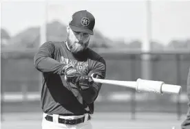  ?? Karen Warren/staff photograph­er ?? With two homers in his first three Grapefruit League at-bats, outfielder Justin Dirden is making a case for the 40-man roster or maybe even an opening day spot.