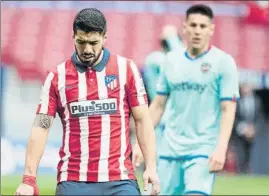 ?? FOTO: SIRVENT ?? Luis Suárez acabó sin ver puerta ante el Levante y ya van tres encuentros