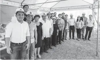  ??  ?? DEVELOPING SMART FARMS. Partners from UP Diliman and Los Baños with representa­tives from DOST and DOST-PCIEERD during the groundbrea­king ceremony of the Nursery of Indigenous and Endemic Plants at DOST-ASTI in Quezon City. (PHOTO BY DOST-PCIEERD)