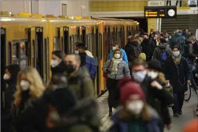  ?? MARKUS SCHREIBER — THE ASSOCIATED PRESS ?? The public transport station Friedrichs­trasse in Berlin, Germany, on Tuesday.