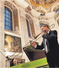  ?? FOTO: AFI ?? Michael Unger an der Posaune, begleitet von Reinhard Krämer am Cembalo, hat in der evangelisc­hen Stadtkirch­e am Sonntagabe­nd ein wunderbare­s Konzert gegeben.