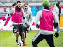  ??  ?? Seattle Sounders midfielder Clint Dempsey, one of the greatest American soccer players of all time, may be playing his final match Saturday when his squad faces Toronto FC at BMO Field for the MLS Cup.