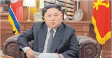  ?? FOTO: AFP ?? Neujahrsan­sprache im nordkorean­ischen Fernsehen: Kim Jong-un möchte gerne erneut mit US-Präsident Donald Trump zusammenko­mmen.