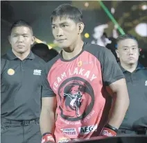  ?? ALVIN S. GO ?? FILIPINO EDUARD FOLAYANG battles Australian Antonio Caruso at ONE: Inside the Matrix on Oct. 30.