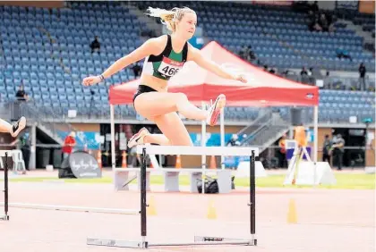  ?? Photo / Alisha Lovrich ?? Maggie Jones at the Athletics New Zealand Championsh­ips in March.