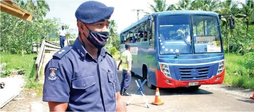  ?? Photo: Ronald Kumar ?? Lami Police Inspector Mosese Niusere at one of their three red-zone marked check point at Qauia in Lami on December 30, 2021.