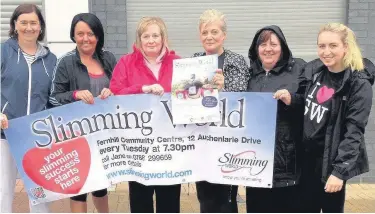  ??  ?? Success Slimmers in Rutherglen and Cambuslang raised £605 for Cancer Research from their Race for Life