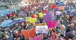  ?? AFP ?? PARO INTERNACIO­NAL. La protesta mostró seres valientes, pensantes y sin miedo.