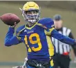  ?? MICHELLE BERG ?? Jordan Walls hopes to cap off his Hilltops career with another Canadian Bowl title.