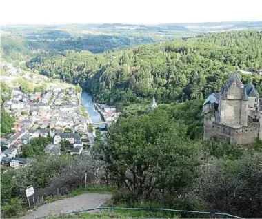  ?? Foto: John Lamberty / LW-Archiv ?? Unter anderem ein Hotel in Vianden steht im Mittelpunk­t des Prozesses.