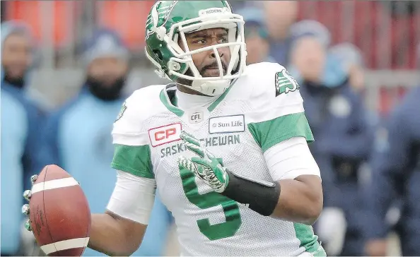  ?? NATHAN DENETTE/THE CANADIAN PRESS FILES ?? The Saskatchew­an Roughrider­s are now deciding how to move forward with a quarterbac­king situation that includes veteran Kevin Glenn.