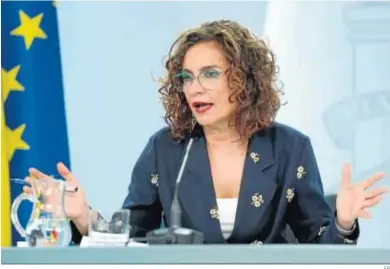  ?? EP ?? La ministra portavoz y de Hacienda, María Jesús Montero, en rueda de prensa ayer en Moncloa.