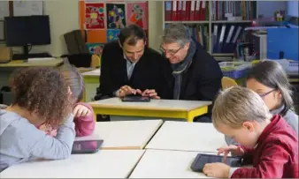  ?? (Photo B. C.) ?? Les élèves comme les élus ont plébiscité ce cours très praticulie­r. Le conseil municipal se réunit jeudi  décembre à  h , salle Michel Rolant.