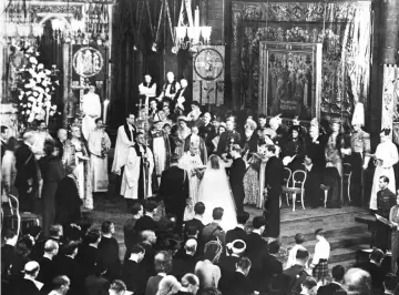  ??  ?? Hundreds of thousands of people thronged London’s streets to cheer future Queen Elizabeth II, then a 21-year-old princess, as she married Prince Philip, aged 26, more than 70 years ago on Nov 20, 1947. — Relaxnews photo