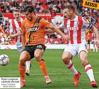  ?? CRAIG THOMAS/ NEWS IMAGES ?? Ryan Longman controls the ball