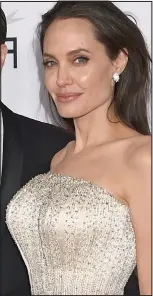  ??  ?? Cancer surgery: Angelina Jolie