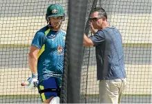  ?? GETTY IMAGES ?? Former Australian captain Ricky Ponting, right, gives some pointers to one-day skipper Aaron Finch.