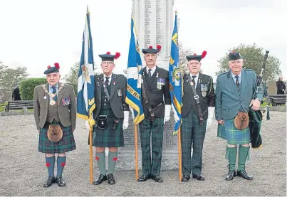  ?? Picture: Paul Smith. ?? From left: Major Ronnie Proctor, Willie Barr, Dundee branch; Brian Smith, Angus branch; Robert Young, Fife branch; and Pipe Major Peter Snaddon.