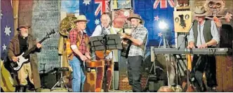  ?? PICTURE / SUPPLIED ?? Skiffle/pop band Hot Potato.