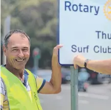  ?? Picture: Contribute­d ?? BURLEIGH TO THE WORLD: Rotary Club of Burleigh Heads' Allan Barnett has taken to the virtual world.