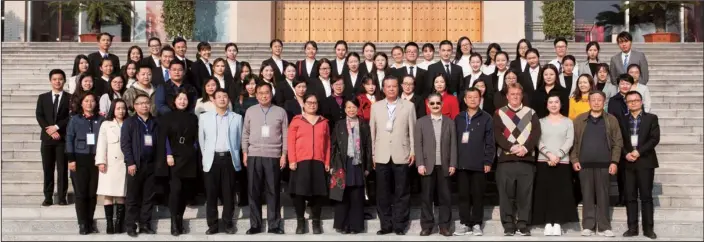  ?? PHOTOS PROVIDED TO CHINA DAILY ?? Judges, guests and contestant­s get together for the Eighth APCEA Business Presentati­on Contest’s Zhuhai Division; the top two teams go on to the final in Macao on Sunday.