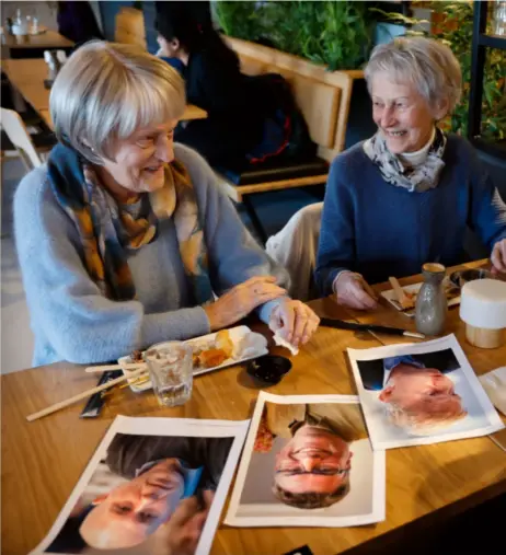  ?? ?? Sandnes-søstrene Elisabeth Nevland, til venstre, Anne Grete Lie og Marit Rovik vet hvem de vil ha som ordfører.