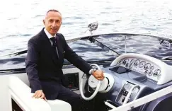  ??  ?? A sinistra, l’avvocato Alberto Galassi, dal 2014 amministra­tore delegato di Ferretti Group, dopo l’ingresso dei cinesi di Weichai.