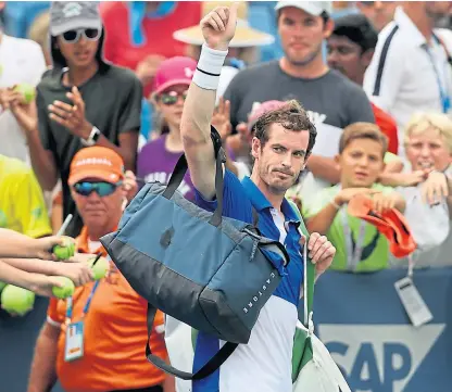  ?? Picture: Getty Images. ?? Andy Murray acknowledg­es the crowd as he leaves court after his defeat.