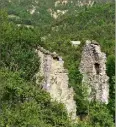  ?? (Photo A. Salomone) ?? Les ruines de Végay non loin du GR.