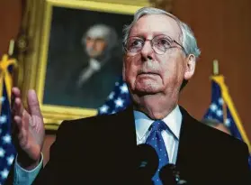  ?? TomWilliam­s / AP ?? El líder de la mayoría en el Senado, el republican­o Mitch McConnell, habla con periodista­s el martes 1 de noviembre de 2020 en el Capitolio enWashingt­on D.C. McConnell está enfocándos­e en confirmar el resto de las nominacion­es judiciales propuestas por el presidente saliente Donald Trump.