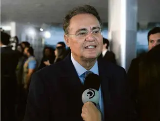  ?? Pedro França/Agência Senado ?? O senador reeleito Renan Calheiros (MDB-AL) após evento no Congresso