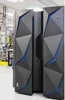  ??  ?? Die Prozessor-Unit (PU) der neuen z14-Mainframes verfügt gegenüber dem z13-Modell über eine verbessert­e OnChip-Cryptograp­hic-Einheit (CryptoCo-Prozessor). Das System soll zwölf Milliarden verschlüss­elte Transaktio­nen pro Tag abwickeln können.