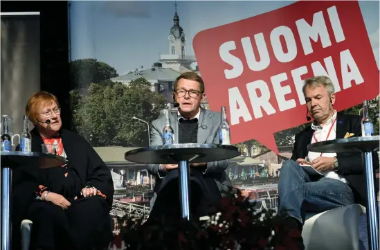  ?? FOTO: MARTTI KAINULAINE­N ?? FARLIG POLARISERI­NG. President Tarja Halonen och presidentk­andidatern­a Matti Vanhanen och Pekka Haavisto ser med oro på Rysslands isolering från väst och därmed också Finland.