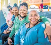  ?? Photo / Paul Taylor ?? Lindadian Taylor-Whitt, front, and her friends from Chicago enjoy a cruise stop in Napier.