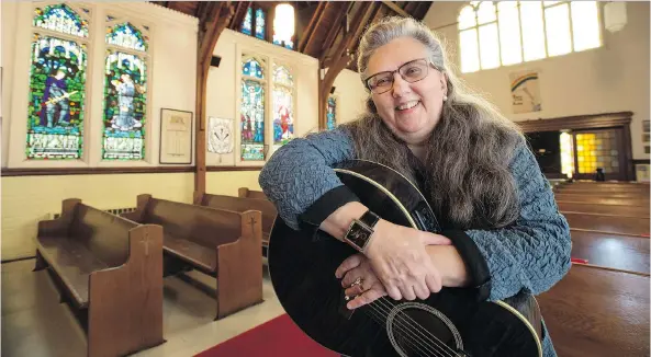  ?? FRANK GUNN/THE CANADIAN PRESS ?? Colleen Newell was among 20 people with mild cognitive impairment who participat­ed in a study about familiar music’s effect on the brain.