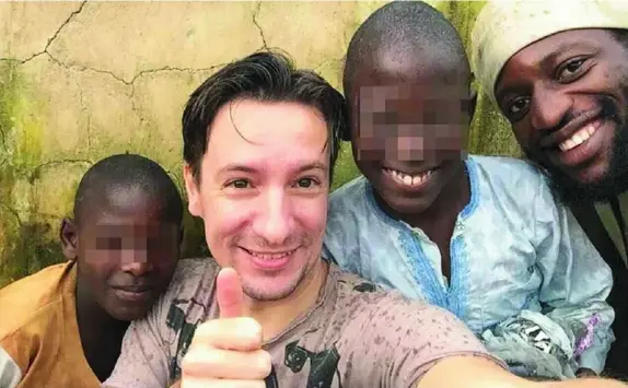  ??  ?? Luca Attanasio, de 43 años y padre de tres hijos, llegó a Congo en 2017