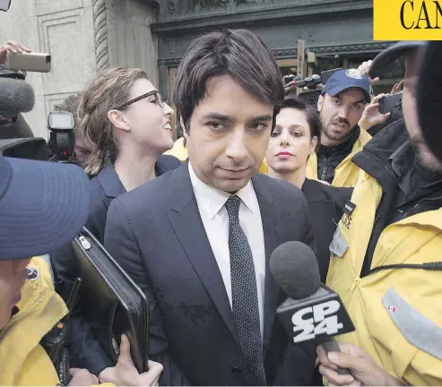  ?? DARREN CALABRESE / THE CANADIAN PRESS FILES ?? Jian Ghomeshi is escorted from court in 2014 during his sexual assault trial. The high-profile case against the former CBC radio host gave social media spectators a rare glimpse into how the criminal justice system works and could lead to “crowdsourc­ed...