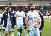  ?? — REUTERS ?? Nottingham Forest players after a Premier League match against Luton Town.