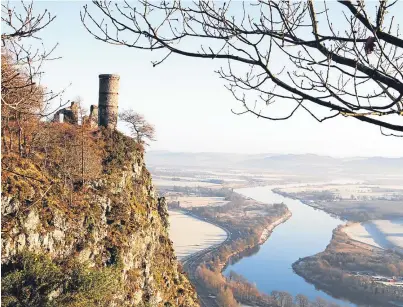  ?? Picture: Mhairi Edwards. ?? The landmark 18th Century Kinnoull Tower overlookin­g the River Tay is one of Perthshire’s most photograph­ed structures.