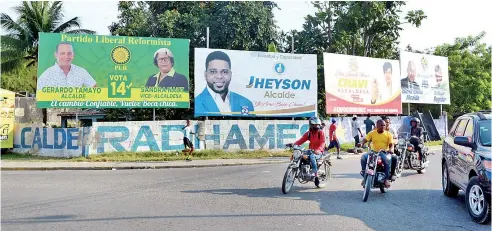  ?? DANNY POLANCO ?? Este es uno de los municipios más afectados por la contaminac­ión visual generada por las elecciones del 16 de febrero.