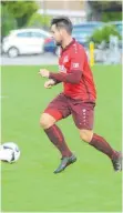  ?? FOTO: METZ ?? Andreas Kalteis und der TSV Berg empfangen in der Landesliga den SV Ochsenhaus­en.