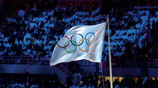  ??  ?? Verso il 2026 I cinque cerchi olimpici: nel 2026 le Olimpiadi invernali Milano-Cortina coinvolger­anno anche il Trentino e l’Alto Adige