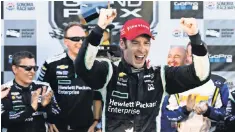 ?? JOHN HEFTI, USA TODAY SPORTS ?? Simon Pagenaud, who needed to finish fifth Sunday to win the IndyCar championsh­ip, won the race to cap his big season.