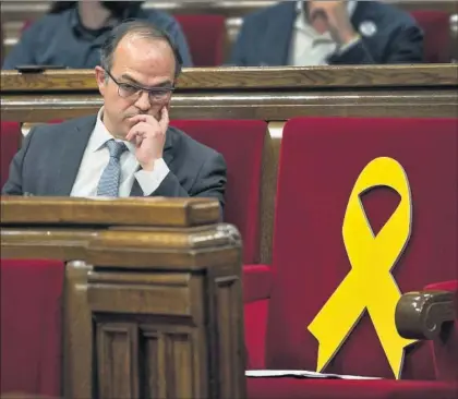  ?? / ALBERT GARCIA ?? Jordi Turull, candidato a presidente de la Generalita­t, ayer, en el pleno del Parlament.