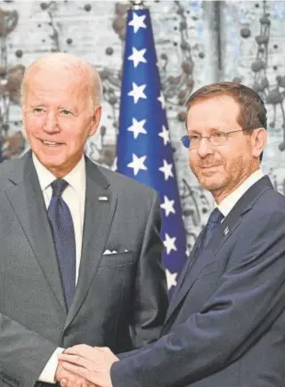  ?? // AFP- ?? Biden junto al presidente israelí Isaac Herzog