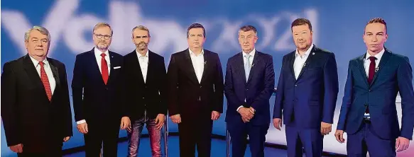  ?? Foto: Michal Růžička, MAFRA ?? Lídři Zleva Vojtěch Filip (KSČM), Petr Fiala (ODS), Robert Šlachta (Přísaha), Jan Hamáček (ČSSD), Andrej Babiš (ANO) Tomio Okamura (SPD), Ivan Bartoš (Piráti).